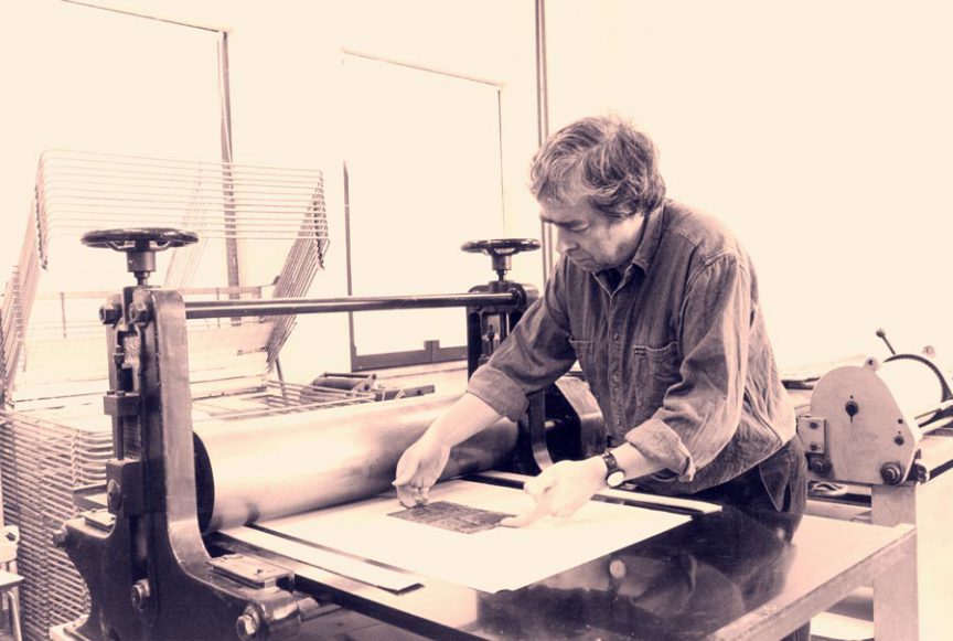Jean_Claude Salemi aan het werk in zijn studio.